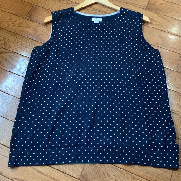 L.L. Bean Navy & White Polka Dot Supima-Blend Essential Sleeveless Sweater - Picture 2 of 8